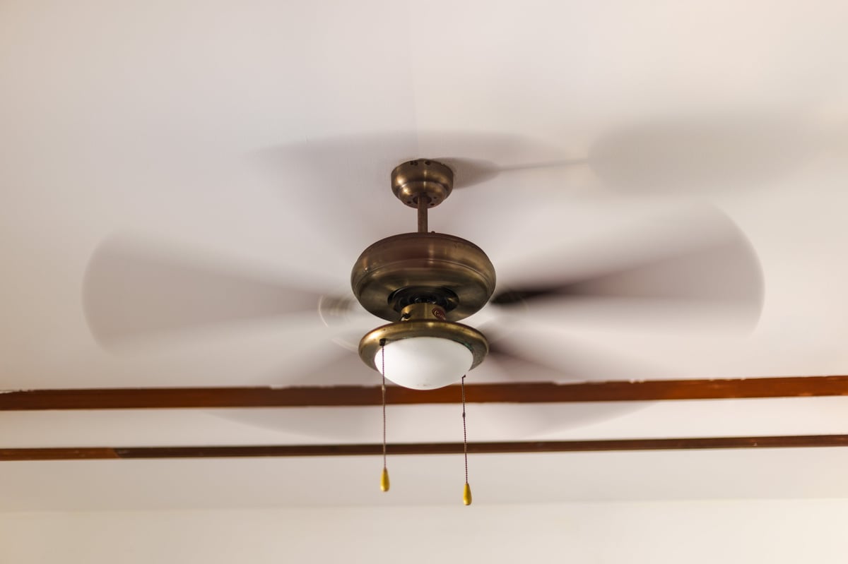Ceiling fan with built-in light fixture in a Gahanna home